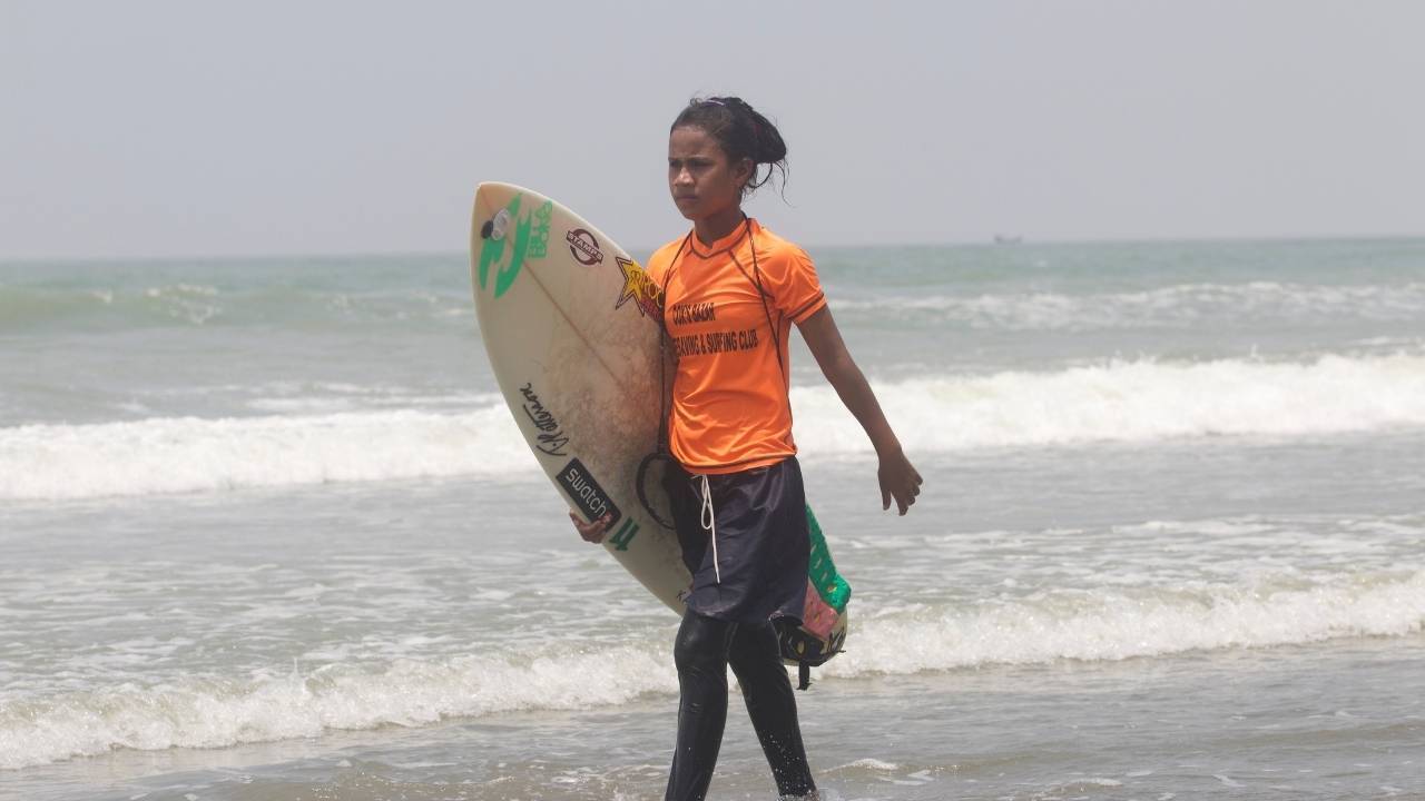 Bangla Surf Girls